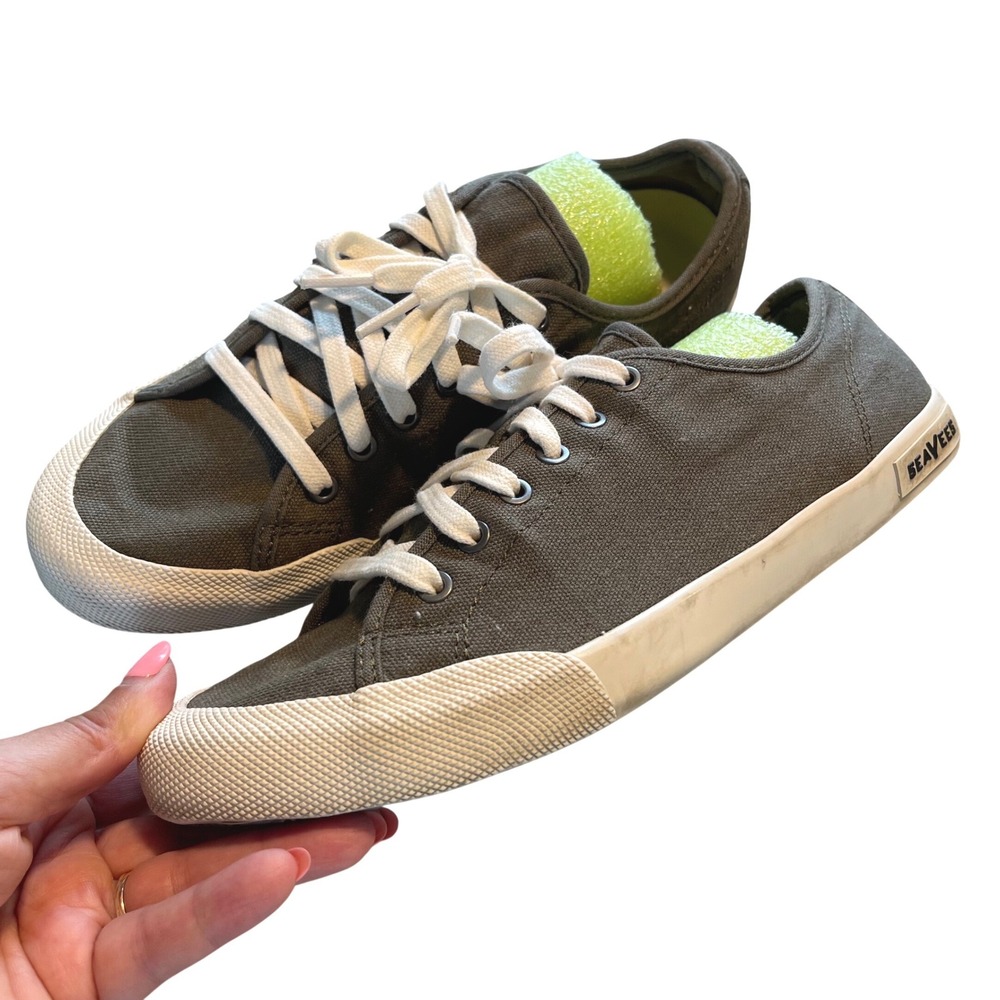 SeaVees Monterey Sneaker Standard Womens Size 9 Olive Green Canvas Low Top Retro